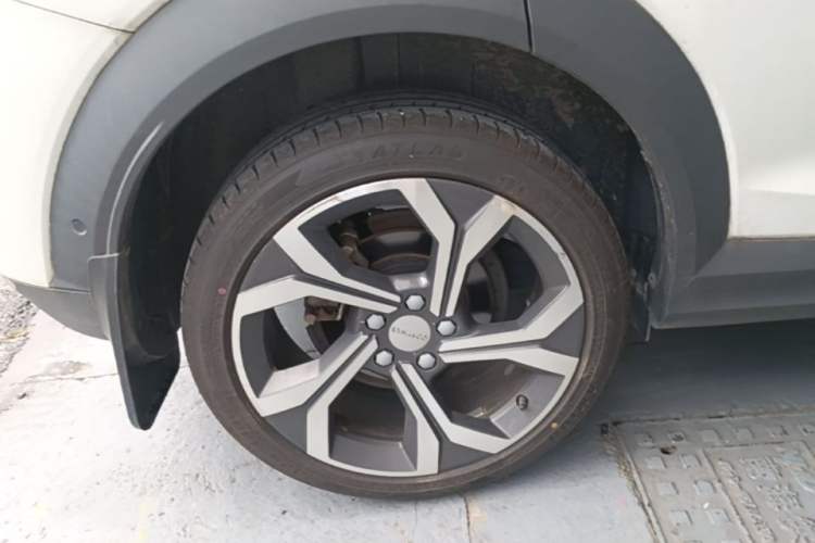 Used Lynk & Co 06 2023 Remix 1.5T Dynamic Halo Right Rear Wheel Hub