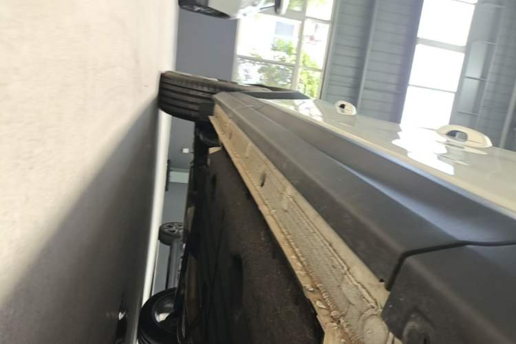 Used Lynk & Co 06 2023 Remix 1.5T Dynamic Halo Right Side Sill