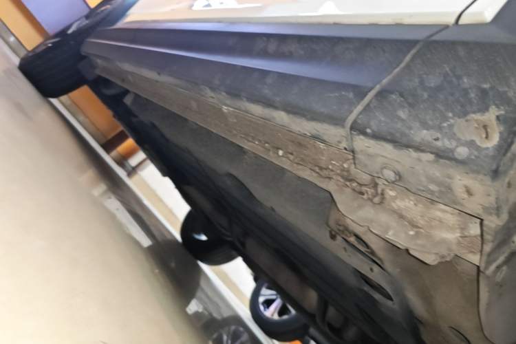 Used Lynk & Co 06 2023 Remix 1.5T JinPro Right Side Sill