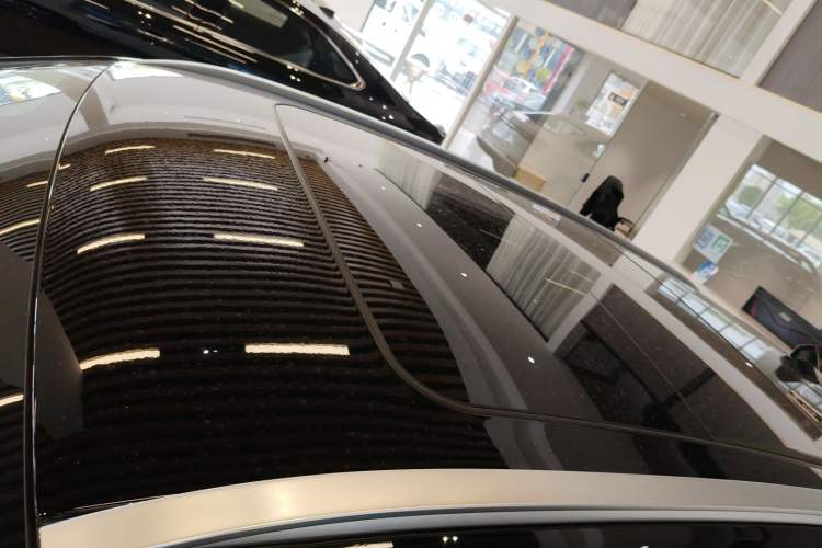 Used Lynk & Co 06 2023 Remix 1.5T Dynamic Halo Roof