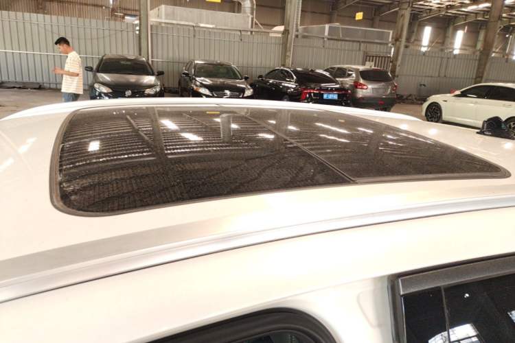 Used Lynk & Co 06 2023 Remix 1.5T JinPro Roof
