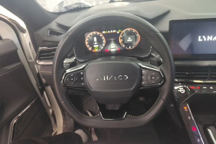 Used Lynk & Co 06 2023 Remix 1.5T Dynamic Halo Steering Wheel