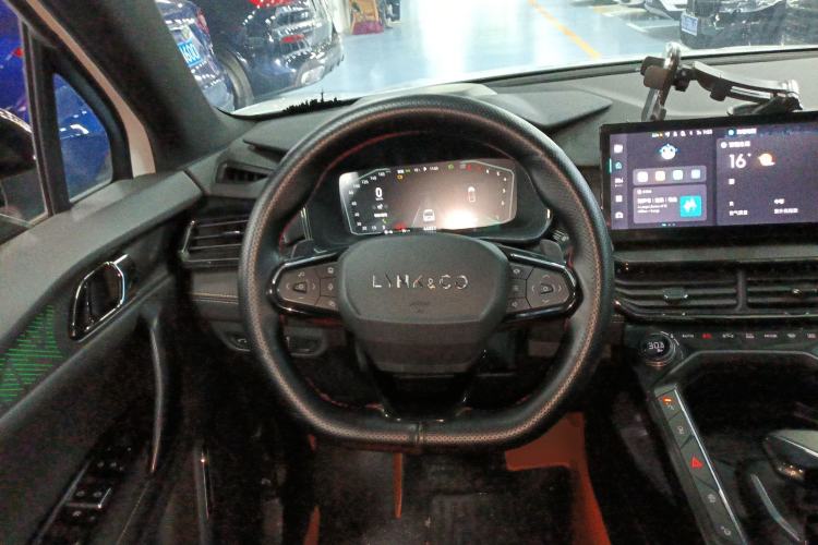 Used Lynk & Co 06 2023 Remix 1.5T Dynamic Halo Steering Wheel