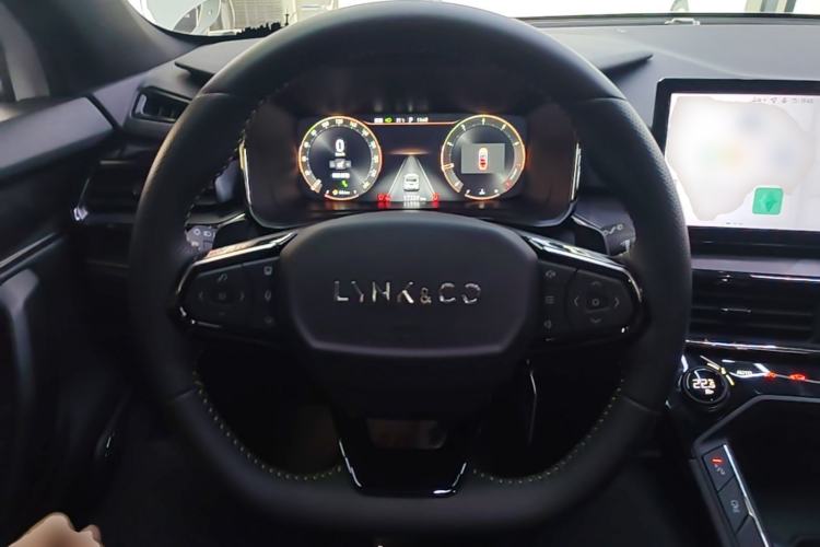 Used Lynk & Co 06 2023 Remix 1.5T Dynamic Halo Steering Wheel
