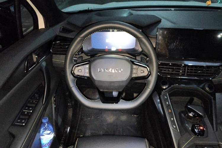 Used Lynk & Co 06 2023 Remix 1.5T Dynamic Halo Steering Wheel