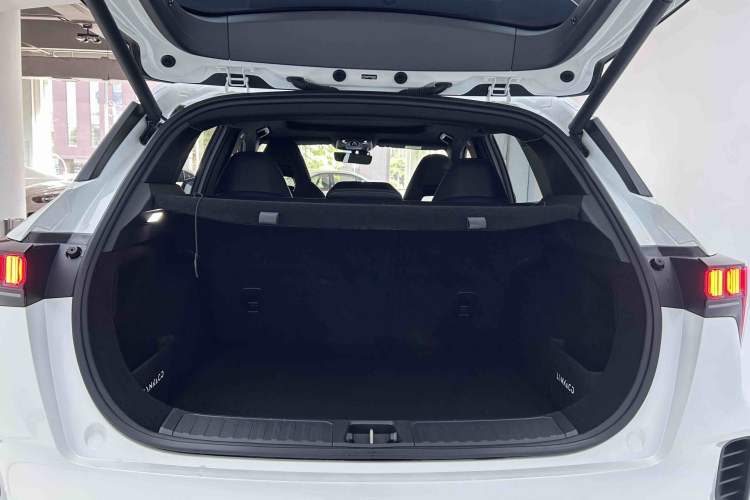 Used Lynk & Co 06 2023 Remix 1.5T JinPro Trunk