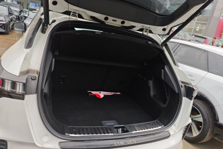 Used Lynk & Co 06 2023 Remix 1.5T Dynamic Halo Trunk