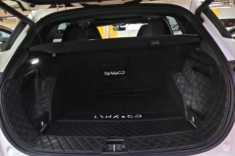 Used Lynk & Co 06 2023 Remix 1.5T JinPro Trunk