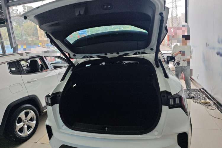 Used Lynk & Co 06 2023 Remix 1.5T JinPro Trunk