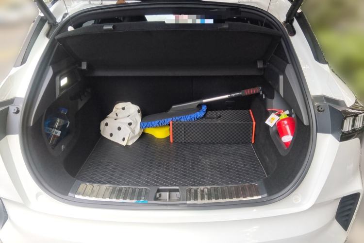 Used Lynk & Co 06 2023 Remix 1.5T Dynamic Halo Trunk