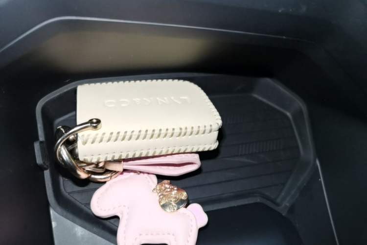 Used Lynk & Co 06 2023 Remix 1.5T Dynamic Halo Vehicle Key