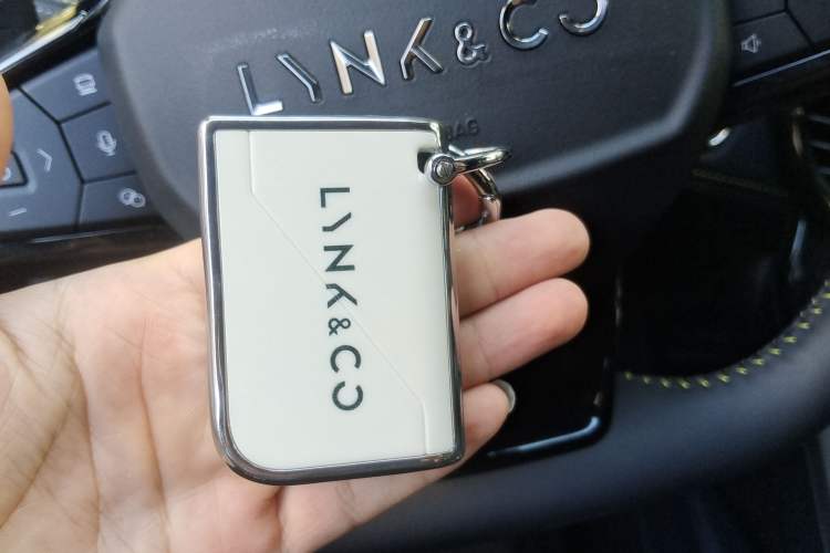Used Lynk & Co 06 2023 Remix 1.5T Dynamic Halo Vehicle Key