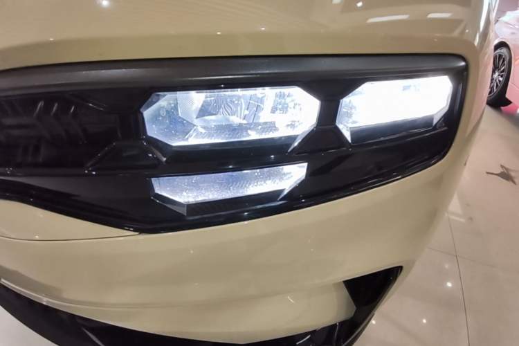 Used Lynk & Co 06 2023 Remix 1.5T JinPro Left Front Headlight