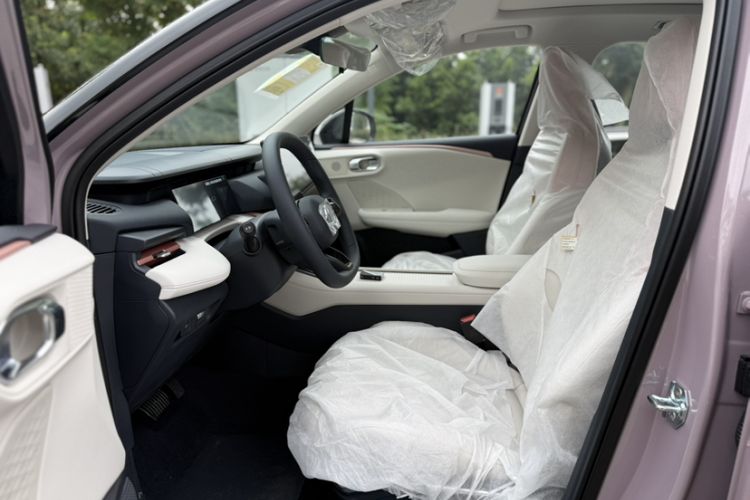 Used Lynk & Co 06 2025 Renew 1.5T Halo Interior 2