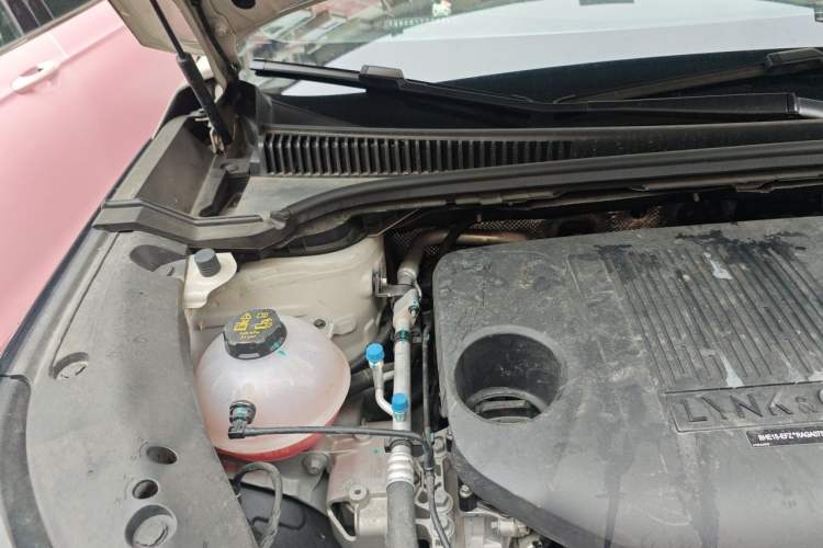 Used Lynk & Co 06 2025 Renew 1.5T Halo Engine Bay Right