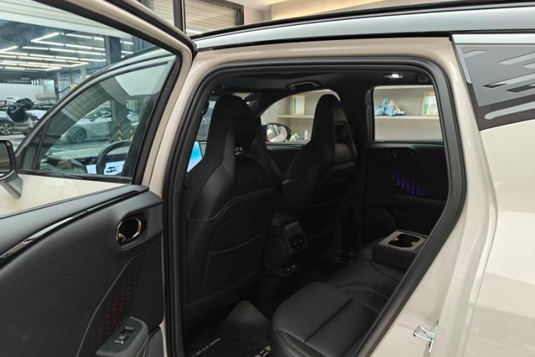 Used Lynk & Co 06 2025 Renew 1.5T Halo Interior 2