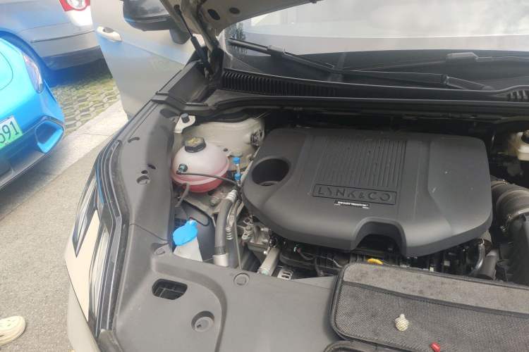 Used Lynk & Co 06 2025 Renew 1.5T Halo Engine Bay Right