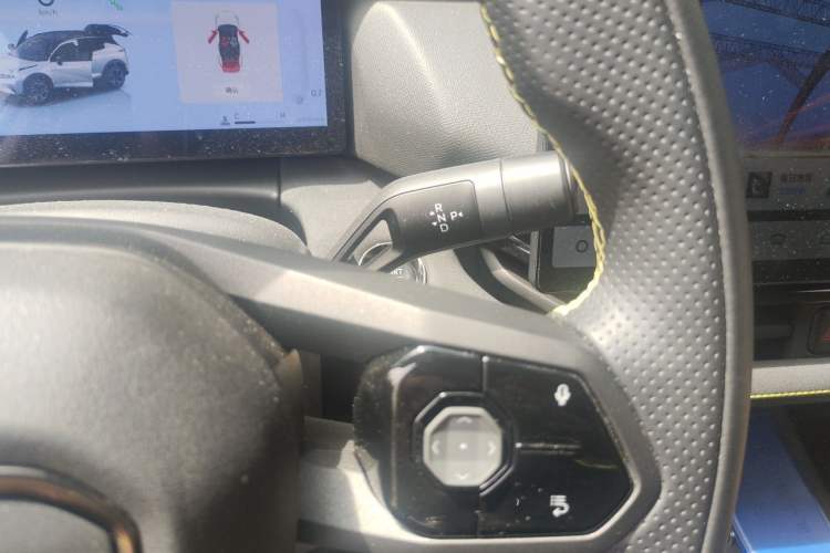 Used Lynk & Co 06 2025 Renew 1.5T Halo Gear Lever