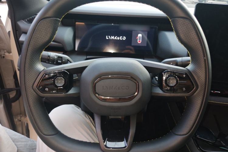Used Lynk & Co 06 2025 Renew 1.5T Halo Steering Wheel