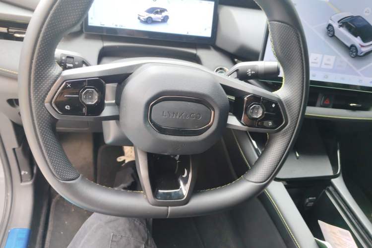 Used Lynk & Co 06 2025 Renew 1.5T Halo Steering Wheel
