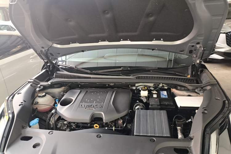 Used Lynk & Co 06 2025 Renew 1.5T Pro Engine Bay