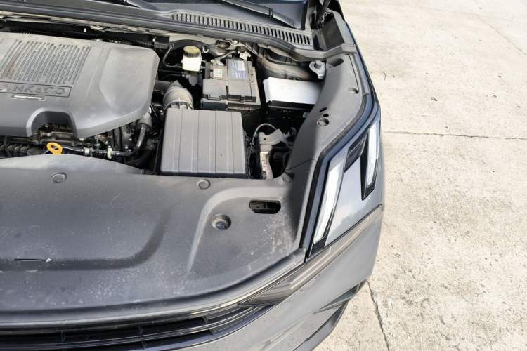 Used Lynk & Co 06 2025 Renew 1.5T Halo Engine Bay Left