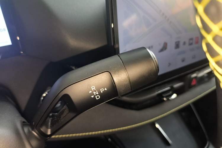 Used Lynk & Co 06 2025 Renew 1.5T Pro Gear Lever