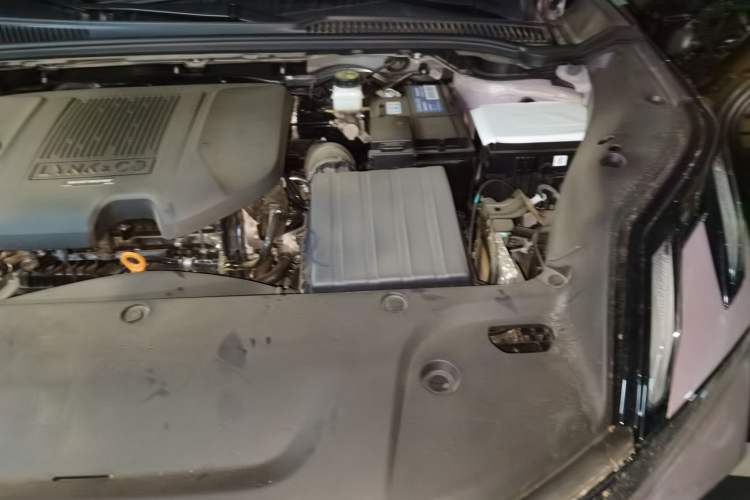 Used Lynk & Co 06 2025 Renew 1.5T Pro Engine Bay Left