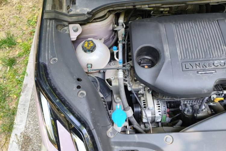 Used Lynk & Co 06 2025 Renew 1.5T Halo Engine Bay Right