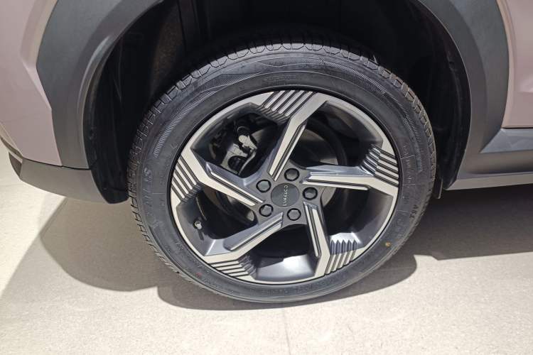 Used Lynk & Co 06 2025 Renew 1.5T Pro Exterior 5