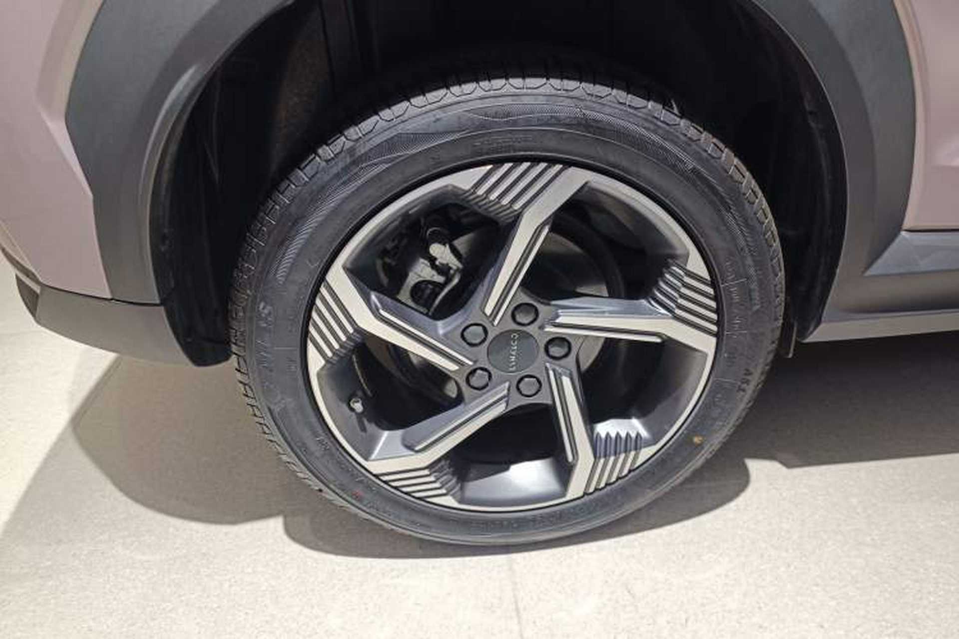 Used Lynk & Co 06 2025 Renew 1.5T Pro Exterior 5