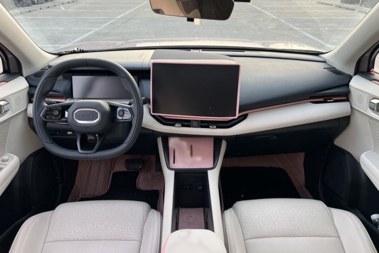 Used Lynk & Co 06 2025 Renew 1.5T Halo Interior 2