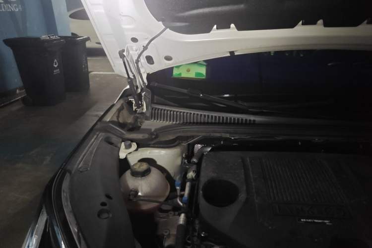 Used Lynk & Co 06 2025 Renew 1.5T Halo Engine Bay Right