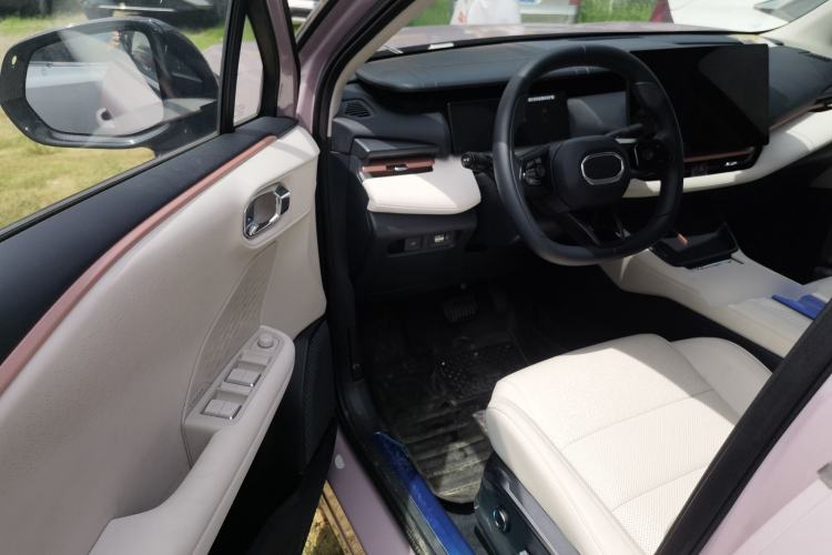 Used Lynk & Co 06 2025 Renew 1.5T Halo Driver Seat
