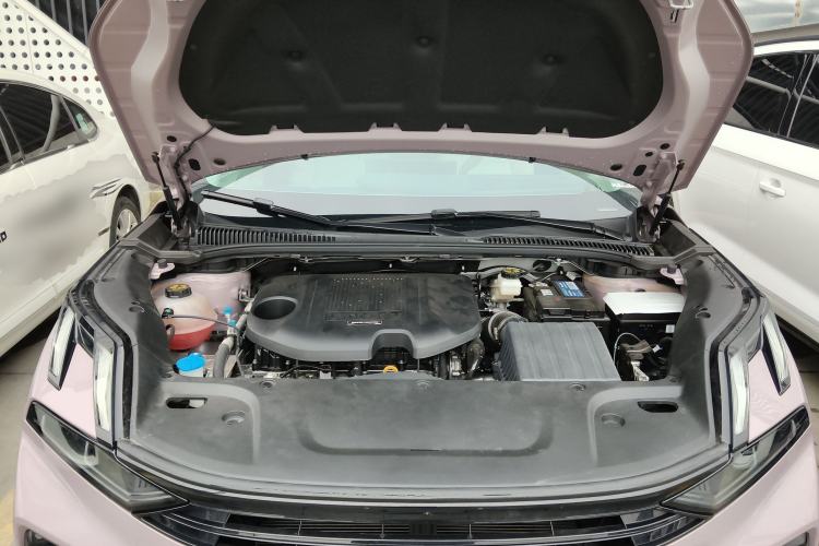 Used Lynk & Co 06 2025 Shero 1.5T Purple Special Edition Engine Bay