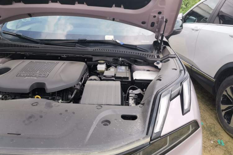Used Lynk & Co 06 2025 Renew 1.5T Halo Engine Bay Left