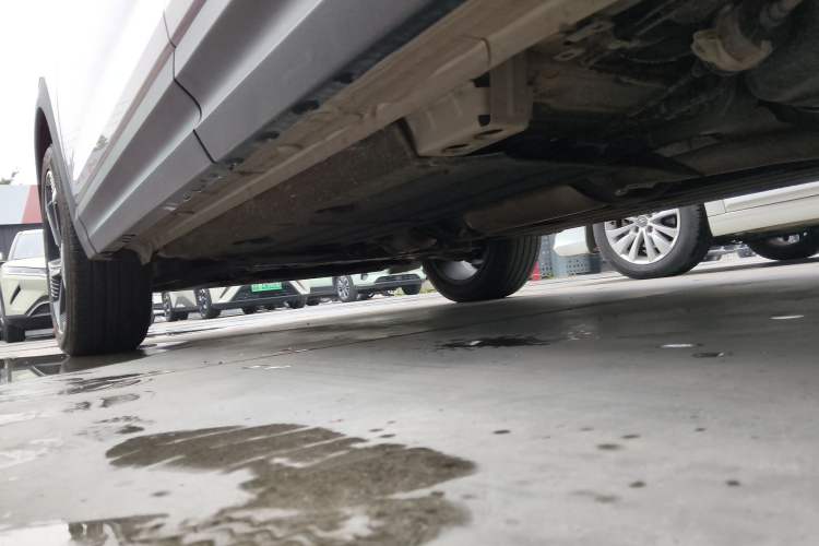 Used Lynk & Co 06 2025 Shero 1.5T Purple Special Edition Left Side Sill