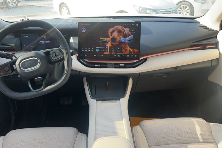 Used Lynk & Co 06 2025 Renew 1.5T Halo Interior 3