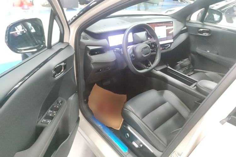 Used Lynk & Co 06 2025 Renew 1.5T Halo Driver Seat