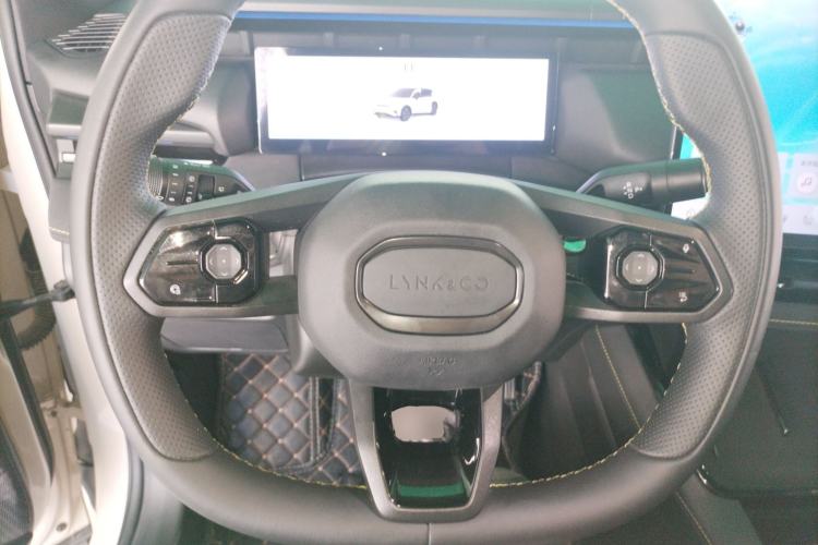 Used Lynk & Co 06 2025 Renew 1.5T Halo Steering Wheel
