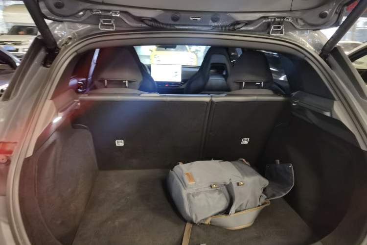 Used Lynk & Co 06 2025 Renew 1.5T Pro Trunk