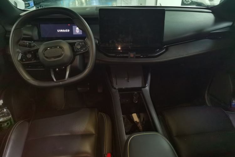 Used Lynk & Co 06 2025 Renew 1.5T Halo Center Console