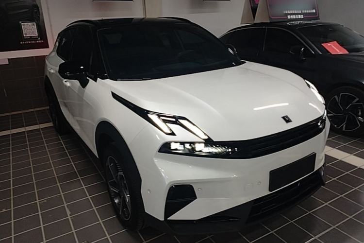 Used Lynk & Co 06 2025 Renew 1.5T Halo Exterior 1