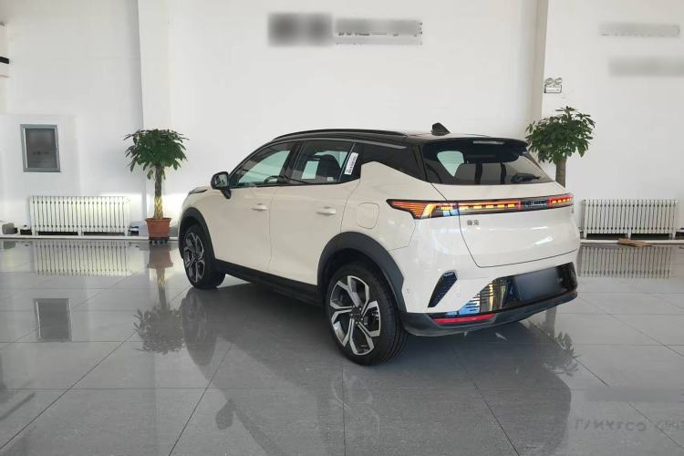 Used Lynk & Co 06 2025 Renew 1.5T Plus Exterior 4