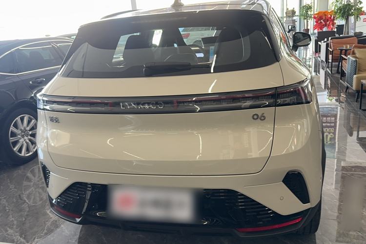 Used Lynk & Co 06 2025 Renew 1.5T Halo Exterior 4