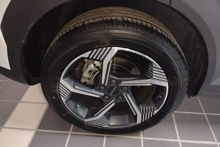 Used Lynk & Co 06 2025 Renew 1.5T Halo Exterior 5