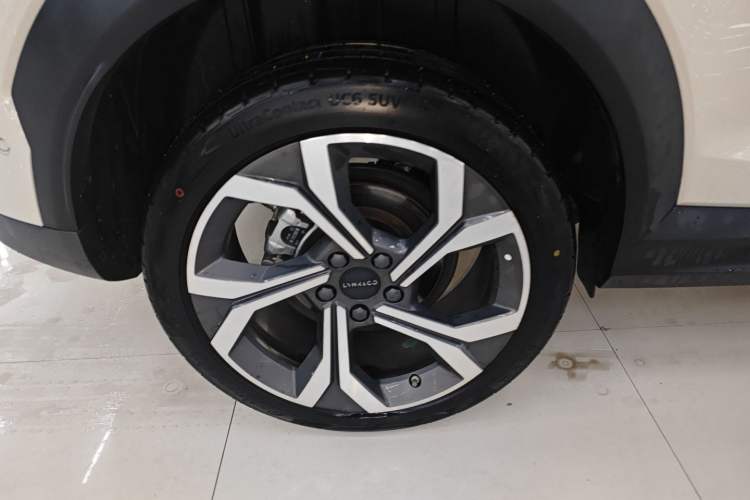 Used Lynk & Co 06 2025 Renew 1.5T Halo Exterior 5