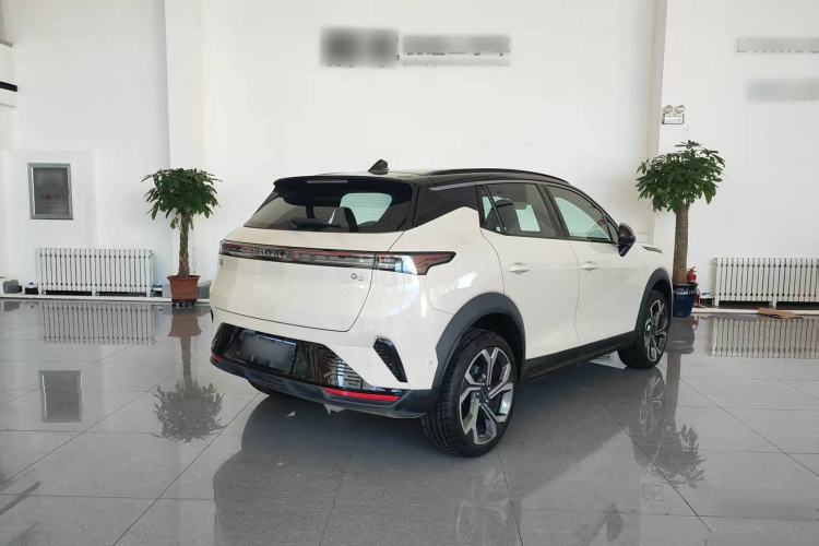 Used Lynk & Co 06 2025 Renew 1.5T Plus Exterior 5