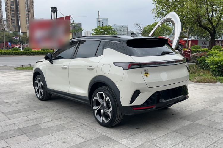 Used Lynk & Co 06 2025 Renew 1.5T Halo Exterior 6