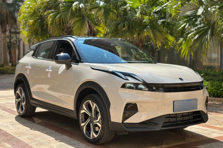 Used Lynk & Co 06 2025 Renew 1.5T Halo Exterior 7